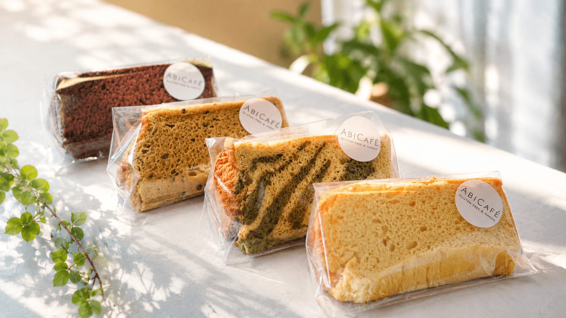 有田町ABICAFEの米粉シフォンケーキが並ぶおすすめメニュー画像